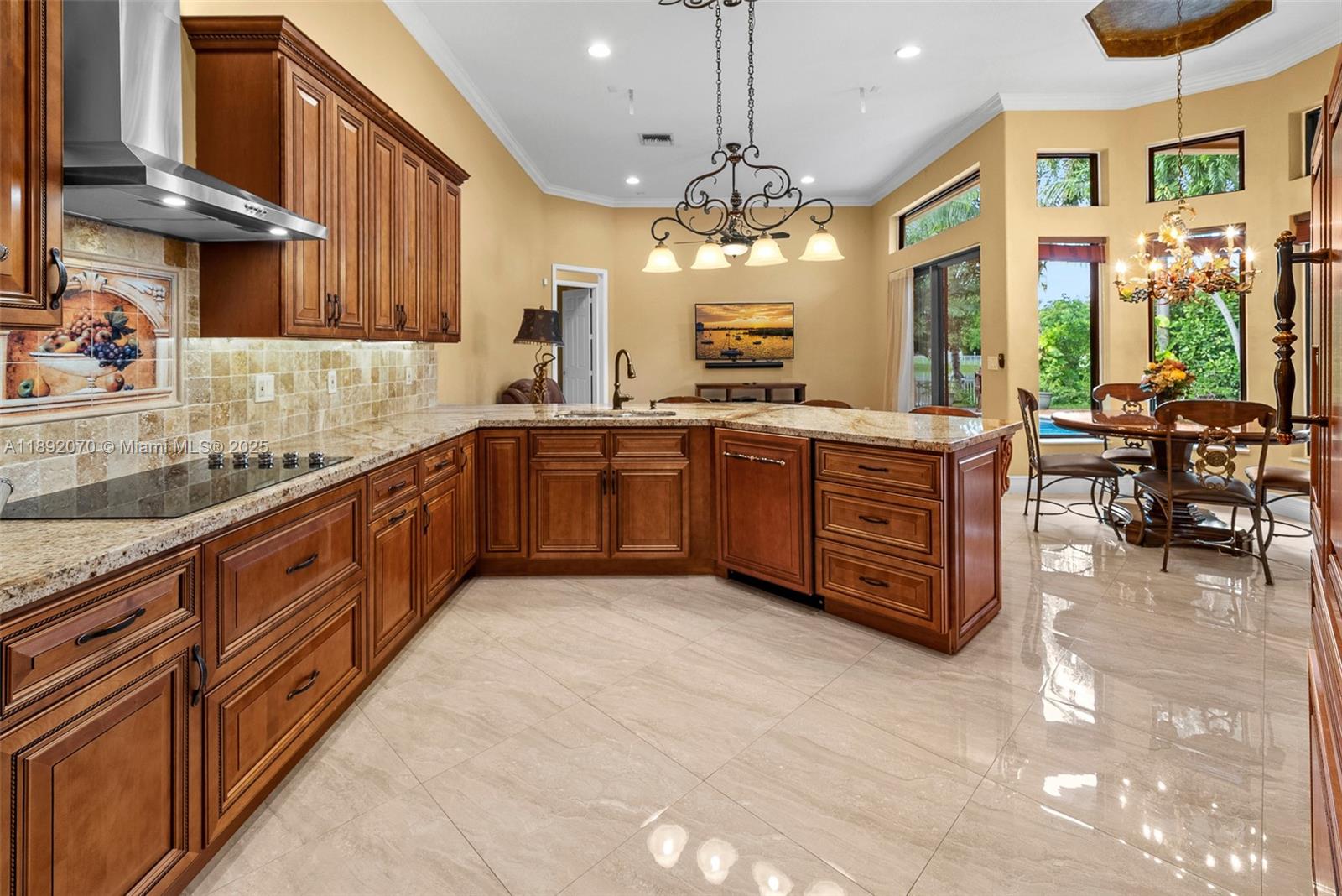 Grand Isles Sunset Lakes - Residential