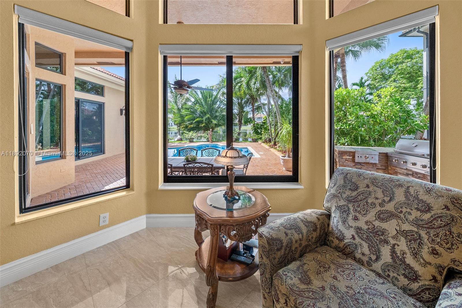 Grand Isles Sunset Lakes - Residential