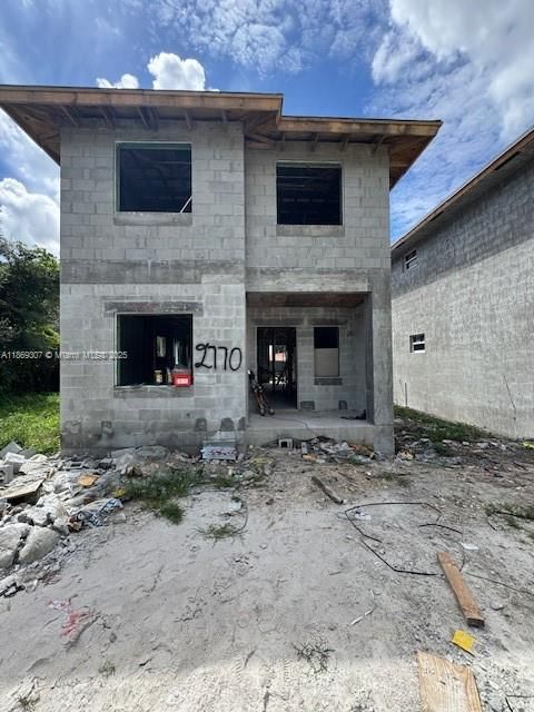 2770 NW 44 St Miami FL 33142