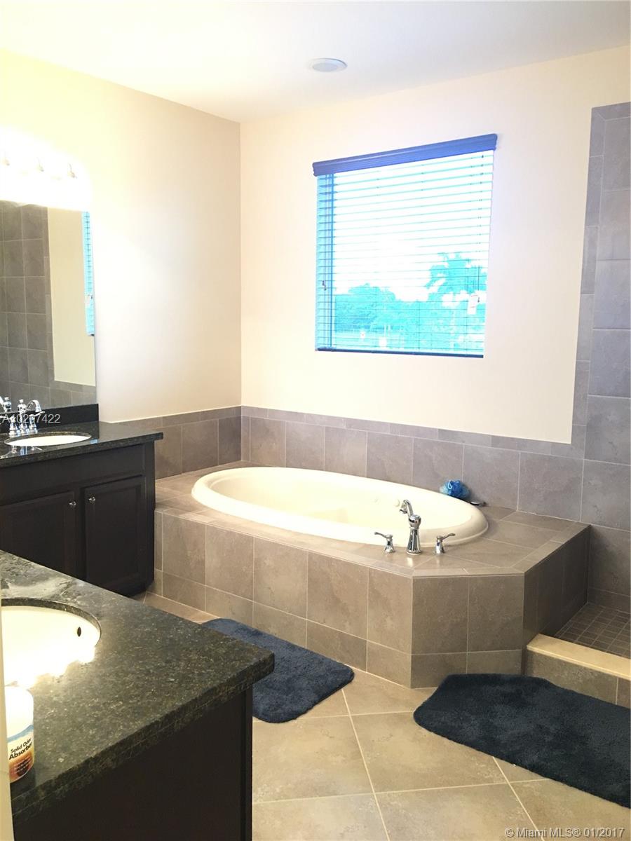 San Mellina 176-44 B - Residential Lease