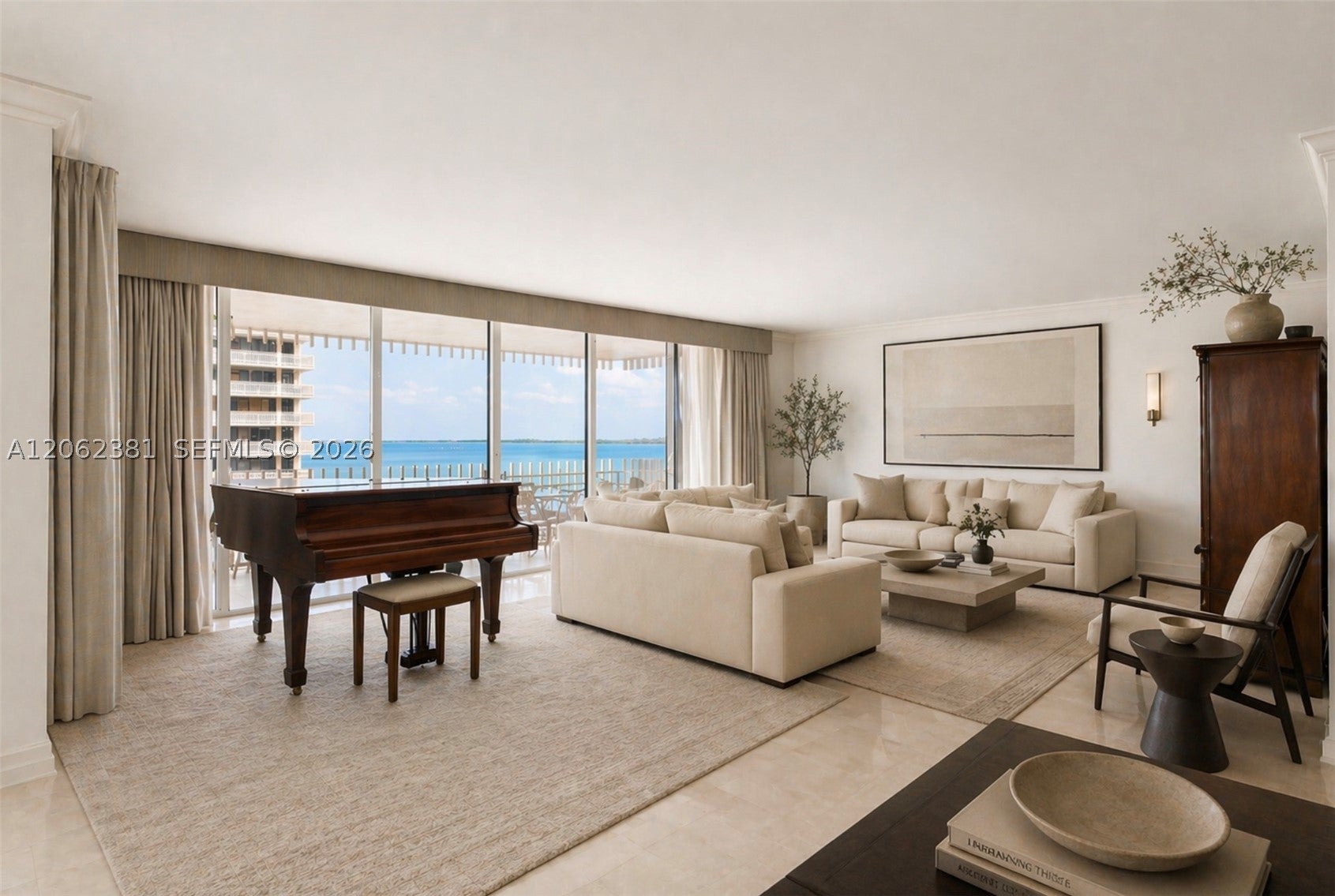2 Grove Isle Dr