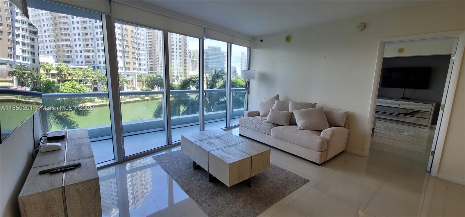 ICON BRICKELL NO TWO - Residential