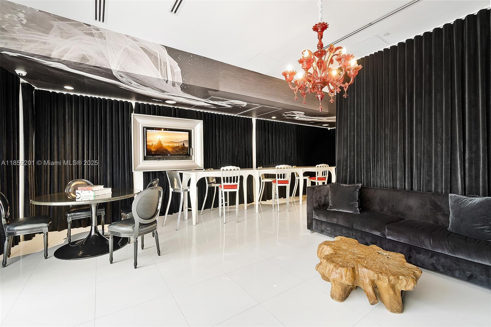 ICON BRICKELL NO TWO - Residential