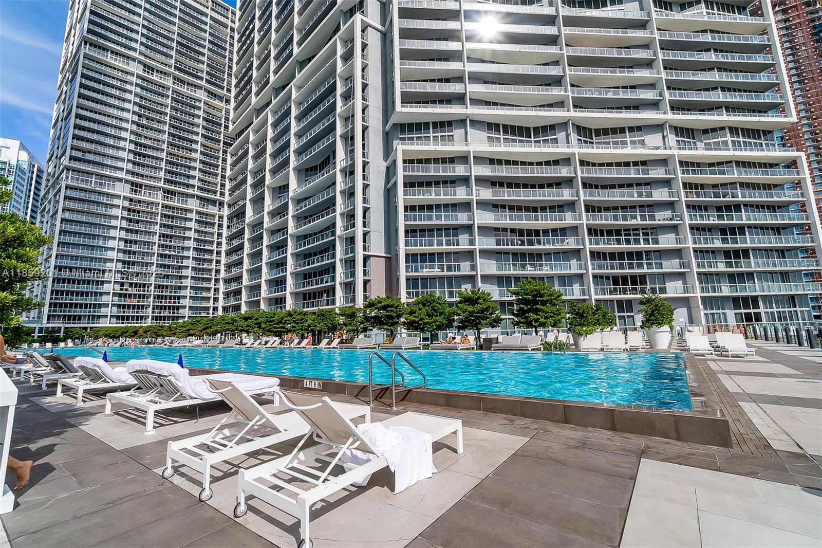 ICON BRICKELL NO TWO - Residential