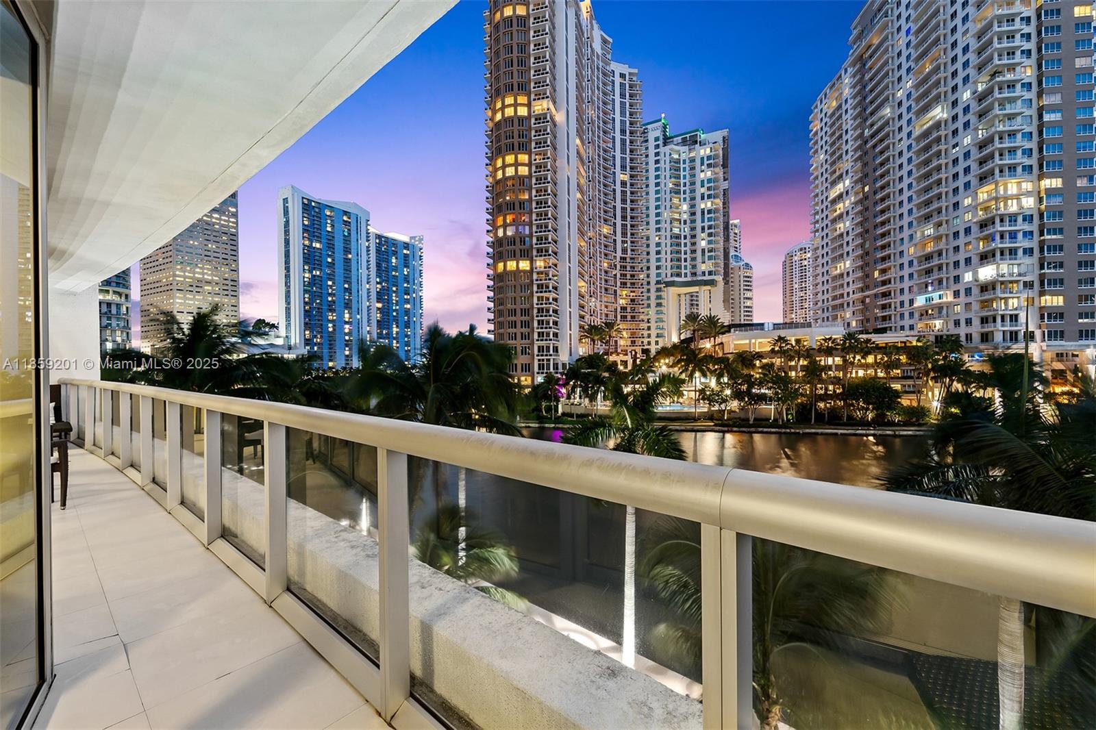 ICON BRICKELL NO TWO - Residential