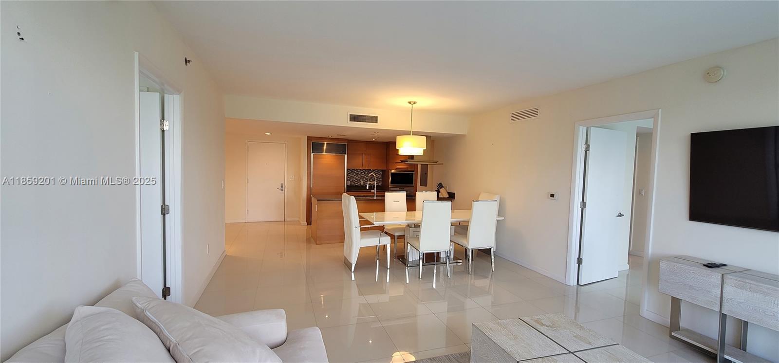 ICON BRICKELL NO TWO - Residential