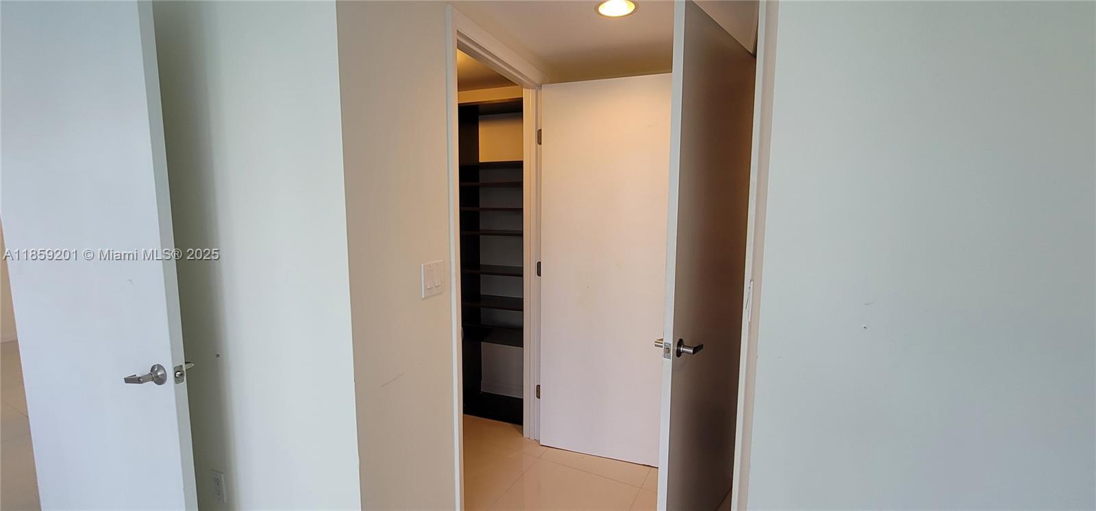 ICON BRICKELL NO TWO - Residential