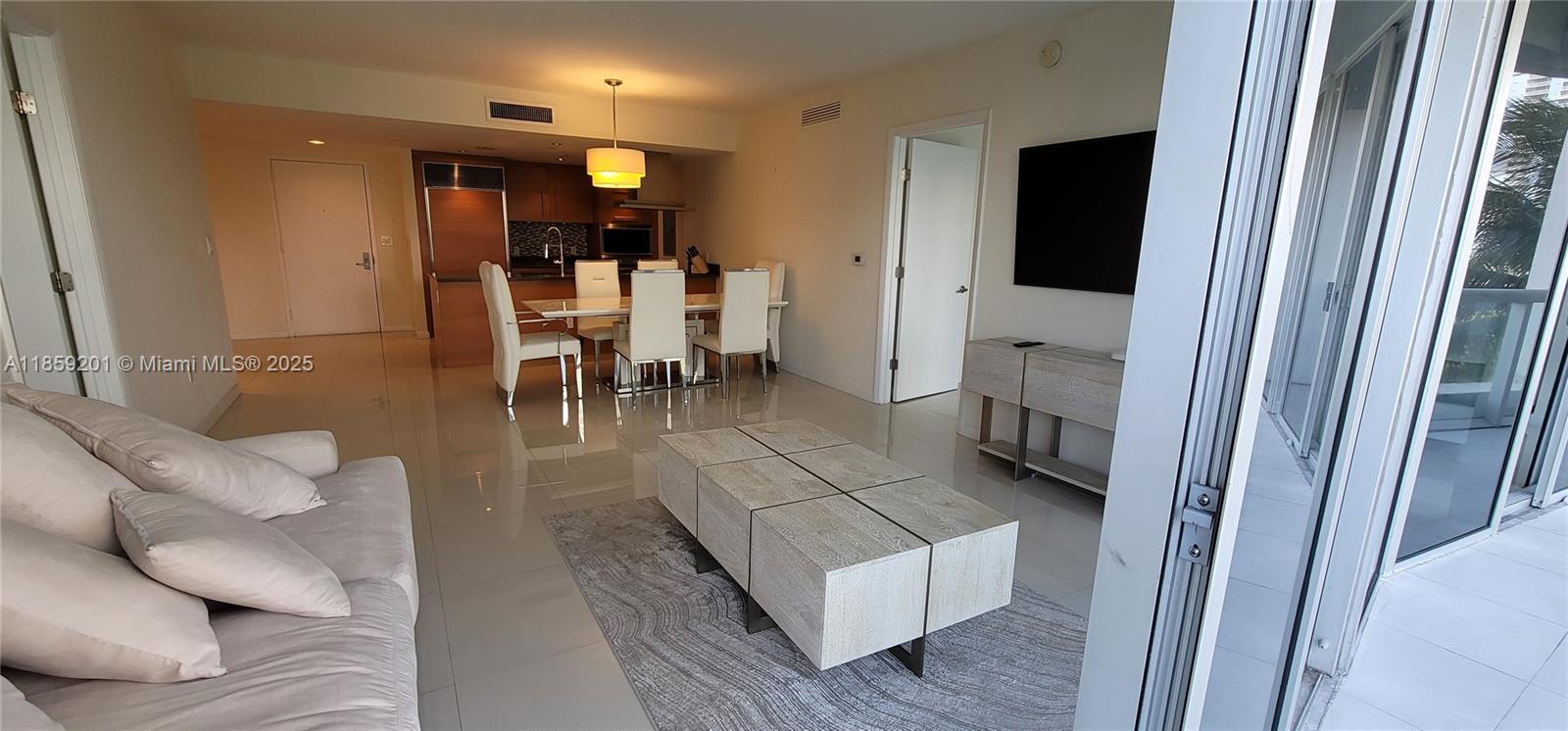 ICON BRICKELL NO TWO - Residential