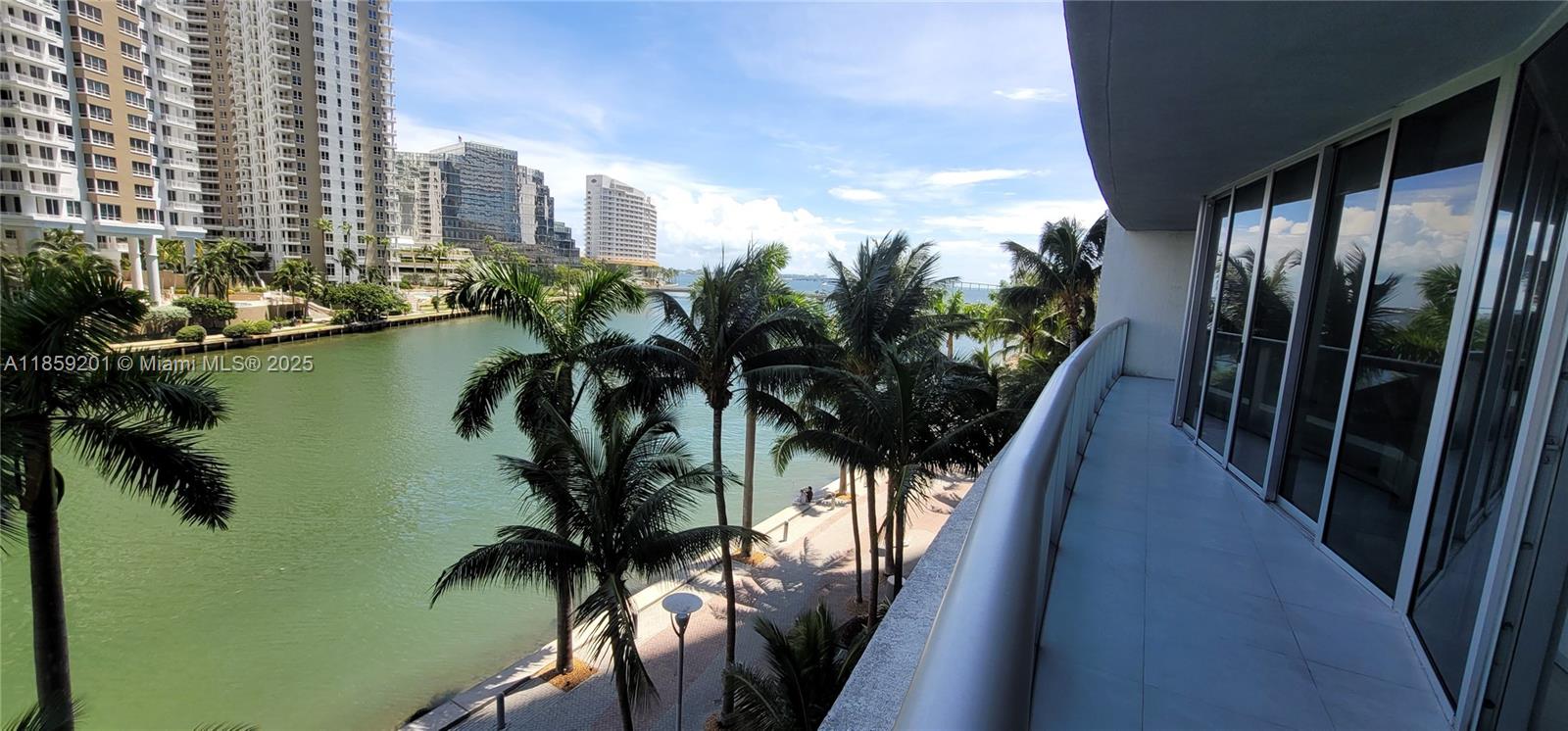 ICON BRICKELL NO TWO - Residential