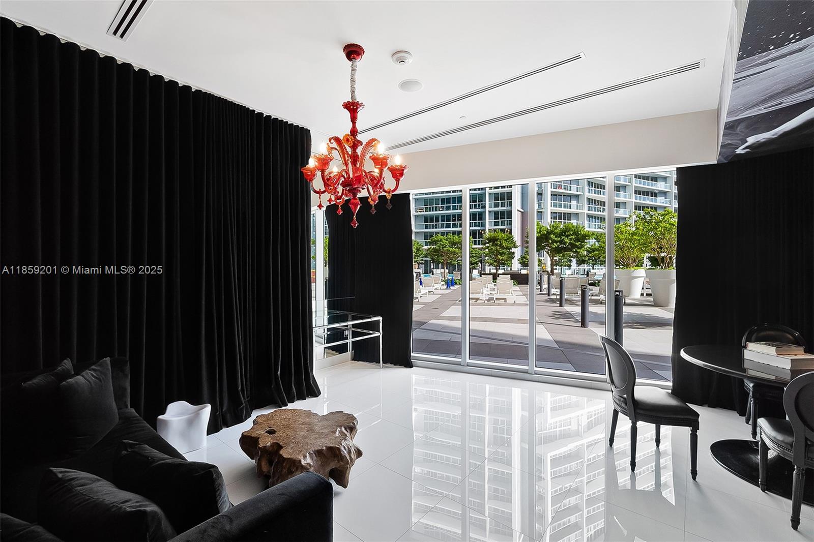 ICON BRICKELL NO TWO - Residential