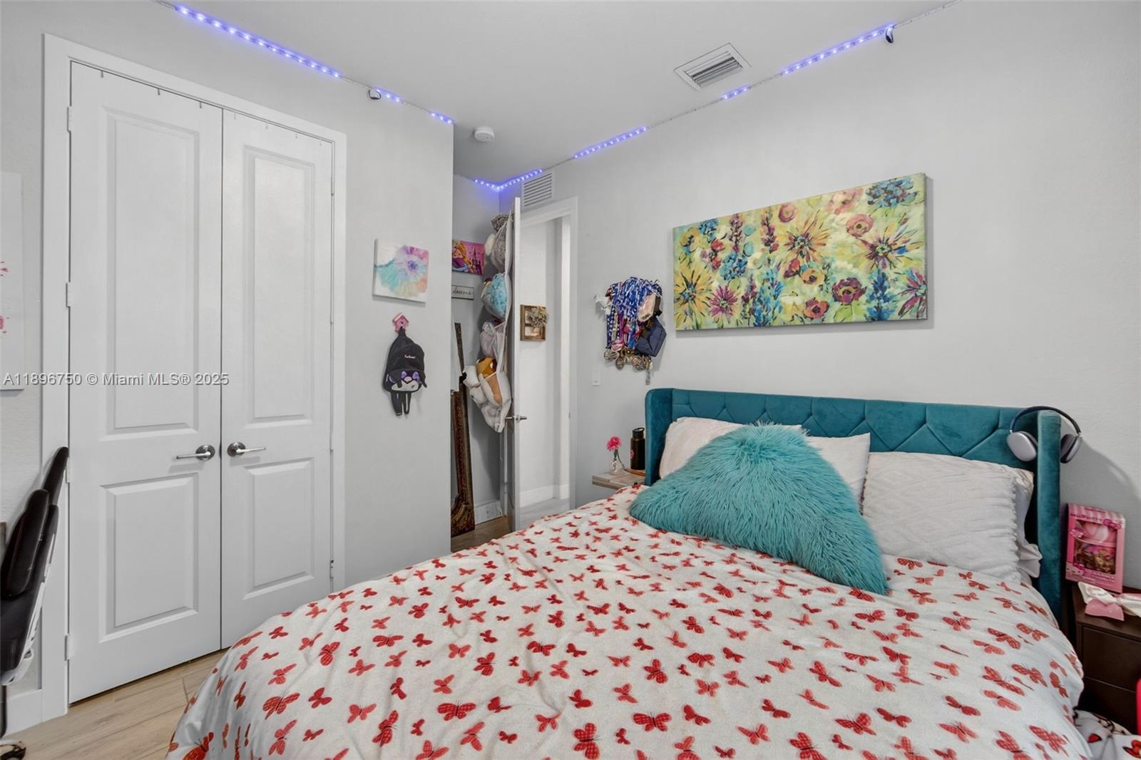 MC RESIDENTIAL - Residential