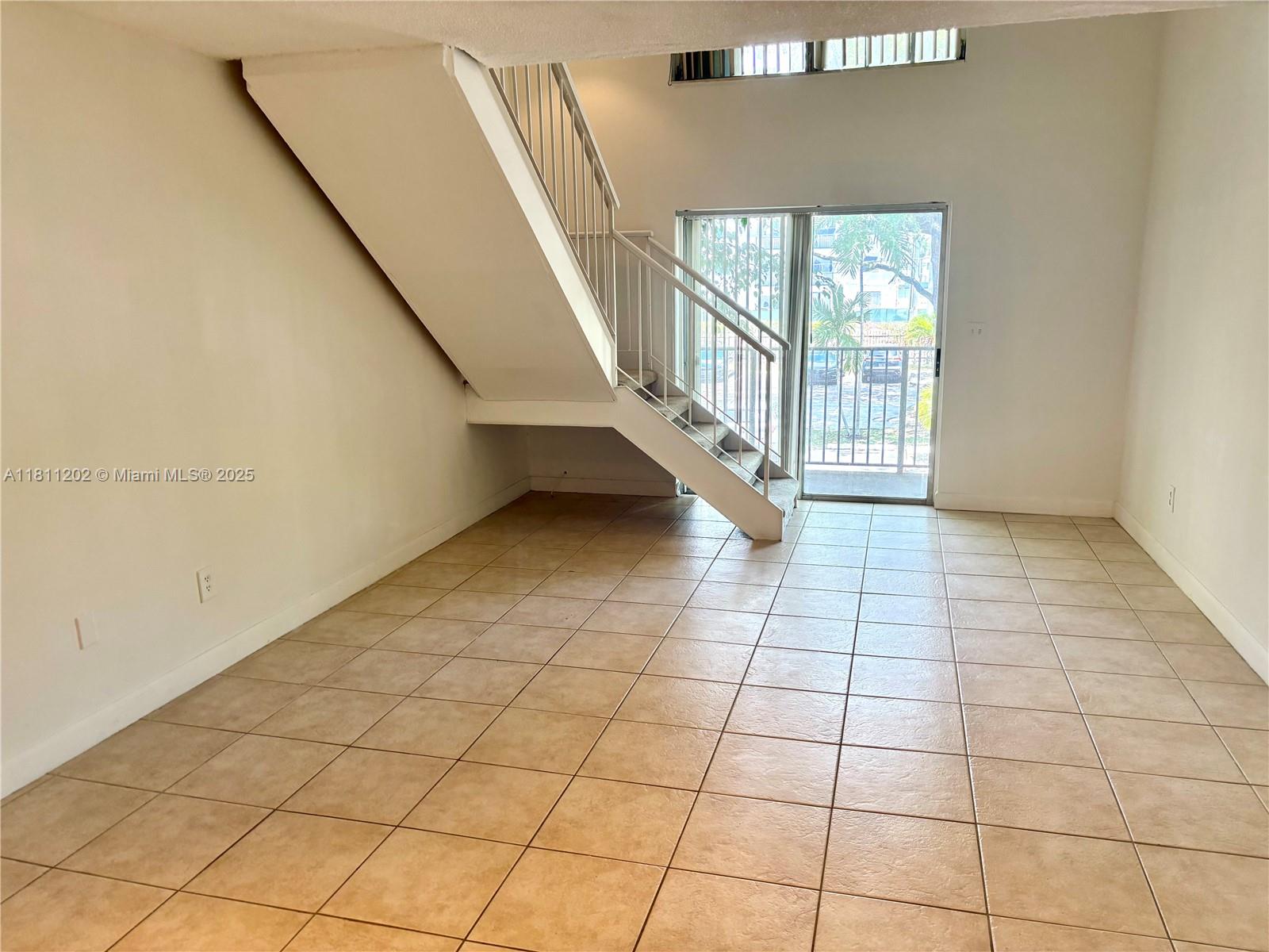 8500 SW 109th Ave 6-211
