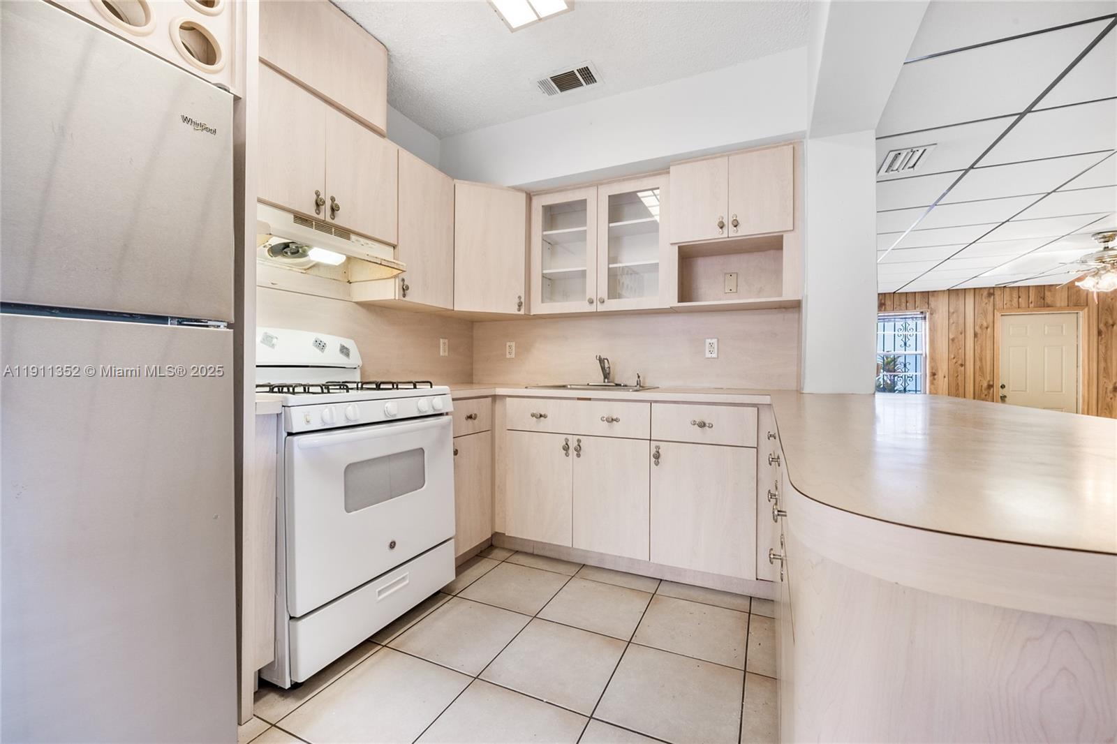 2ND REV PL OF INDUSTRIAL - Residential