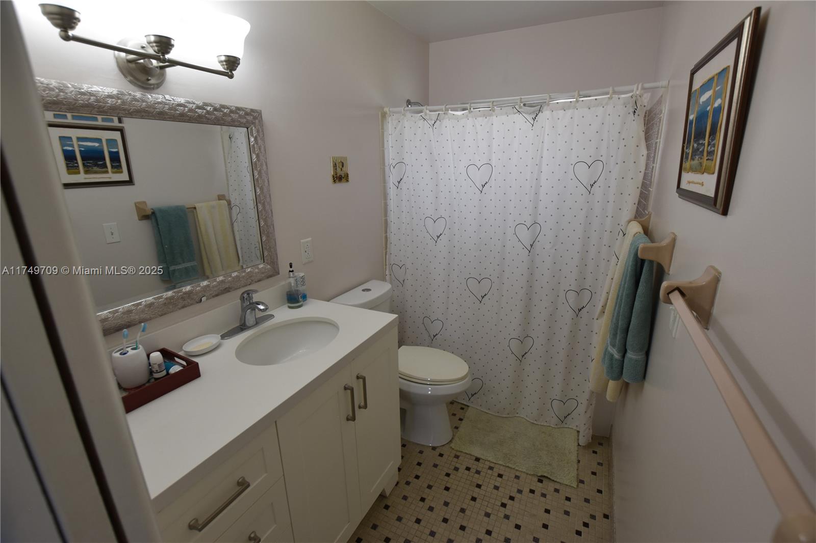 CRESTHAVEN VILLAS CONDO 2 - Residential