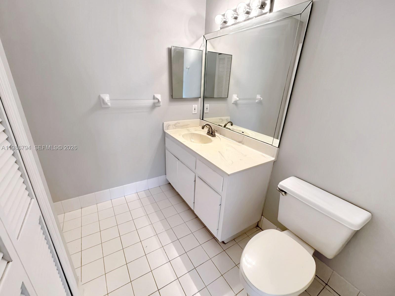 RIVER BEND - Residential