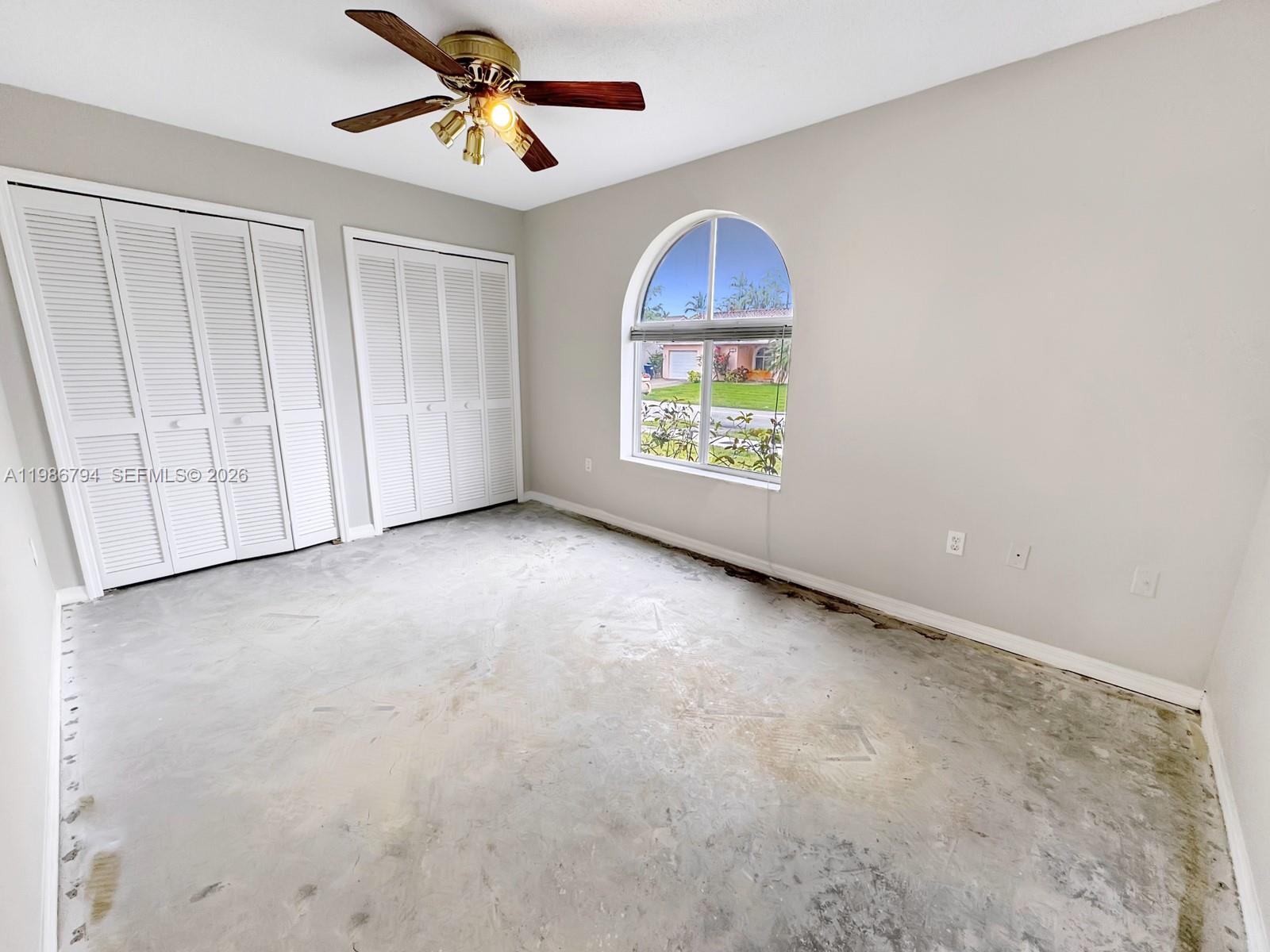 RIVER BEND - Residential