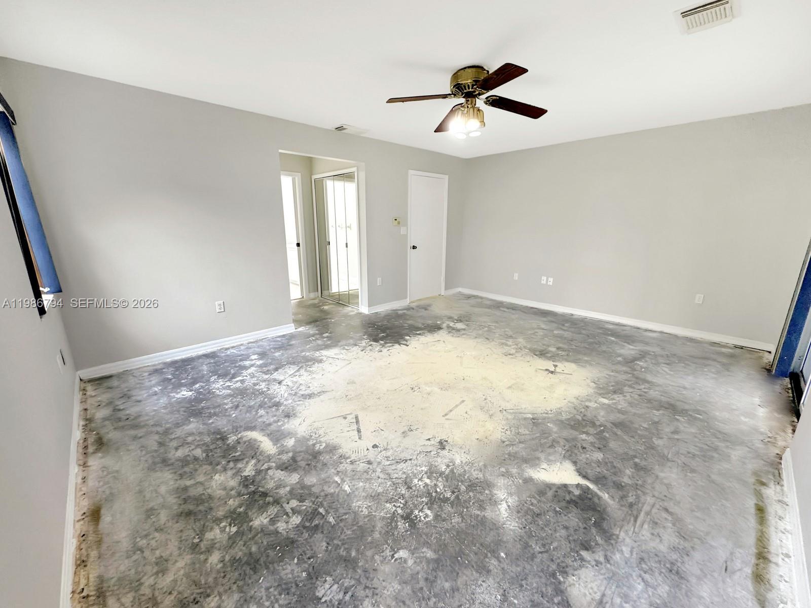 RIVER BEND - Residential