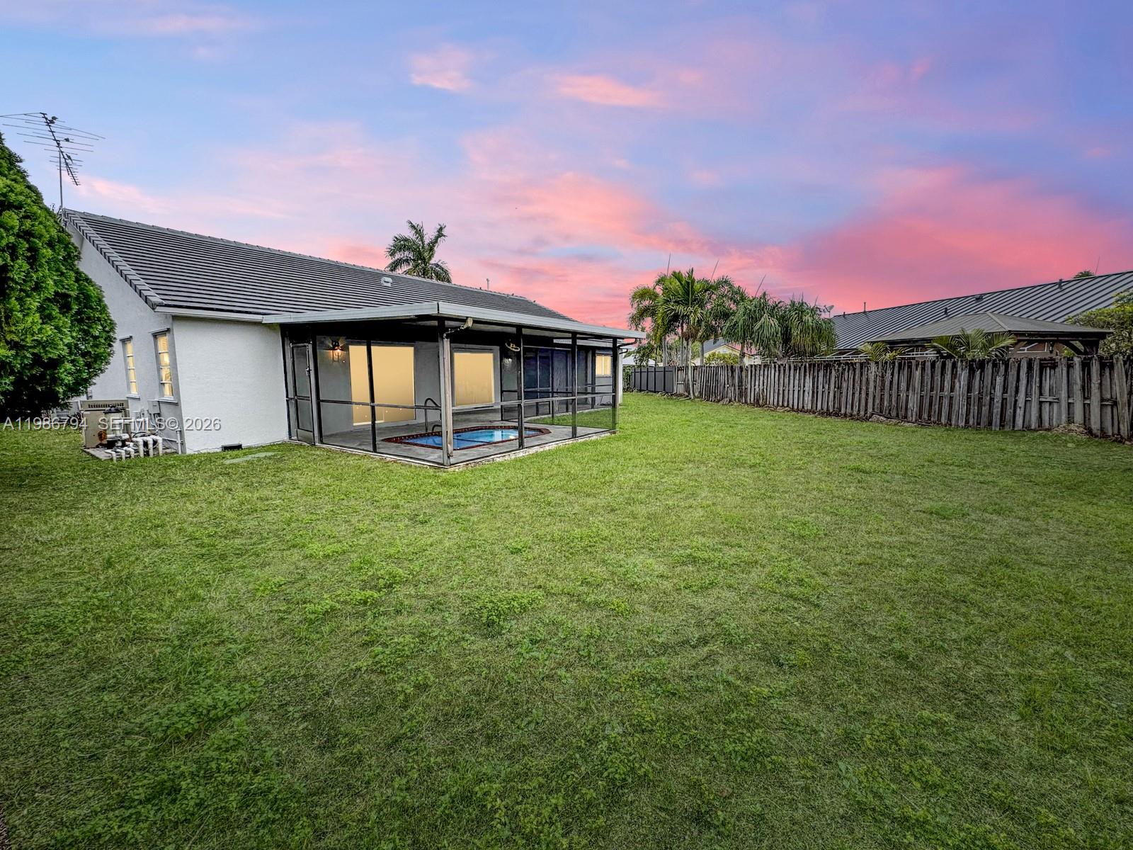 RIVER BEND - Residential