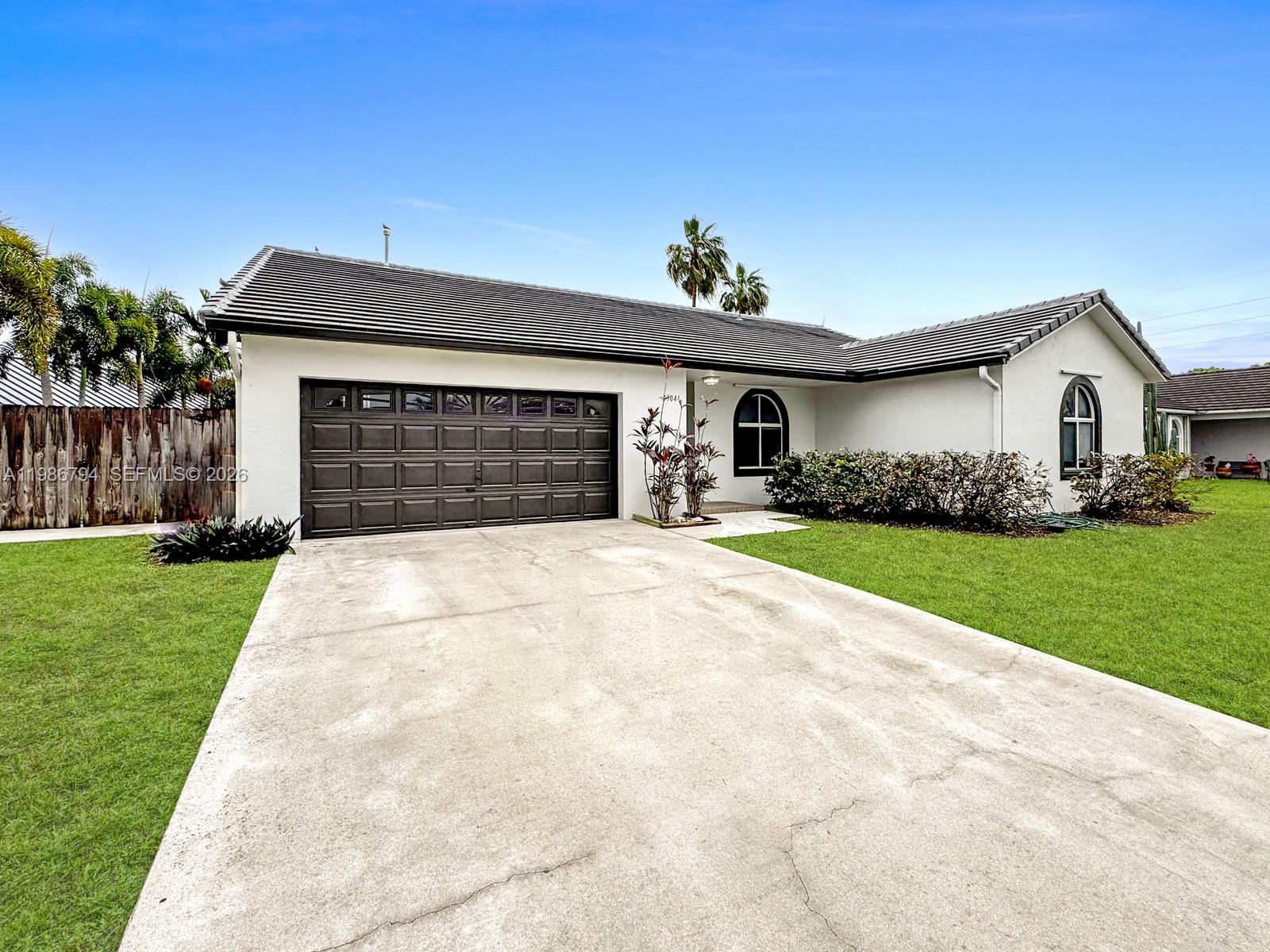 RIVER BEND - Residential