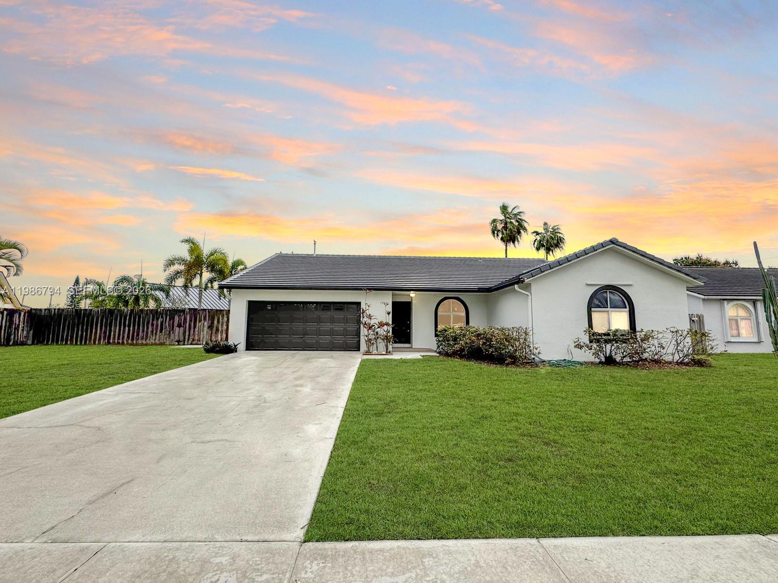 RIVER BEND - Residential