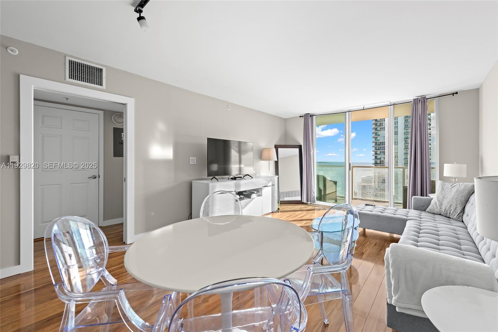 THE MARK ON BRICKELL COND - Residential Lease