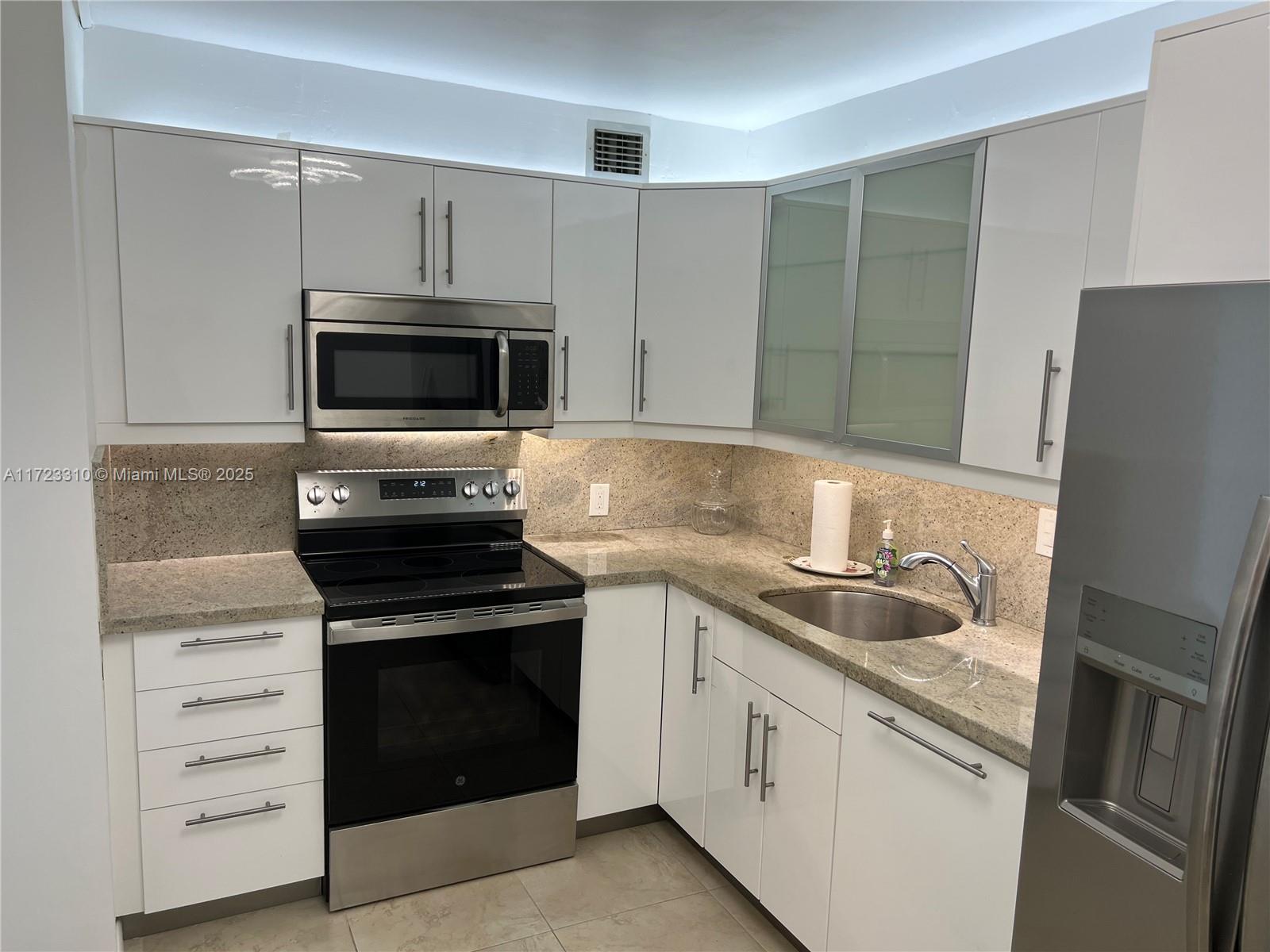 ARLEN HOUSE EAST CONDO - Residential