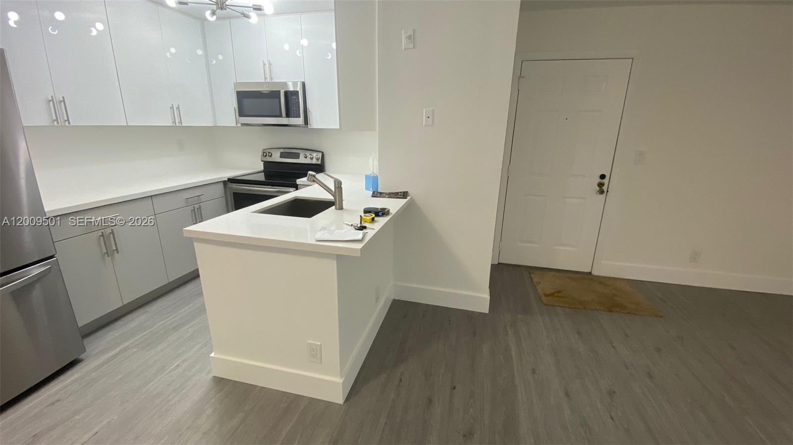 COCO PARC CONDO - Residential