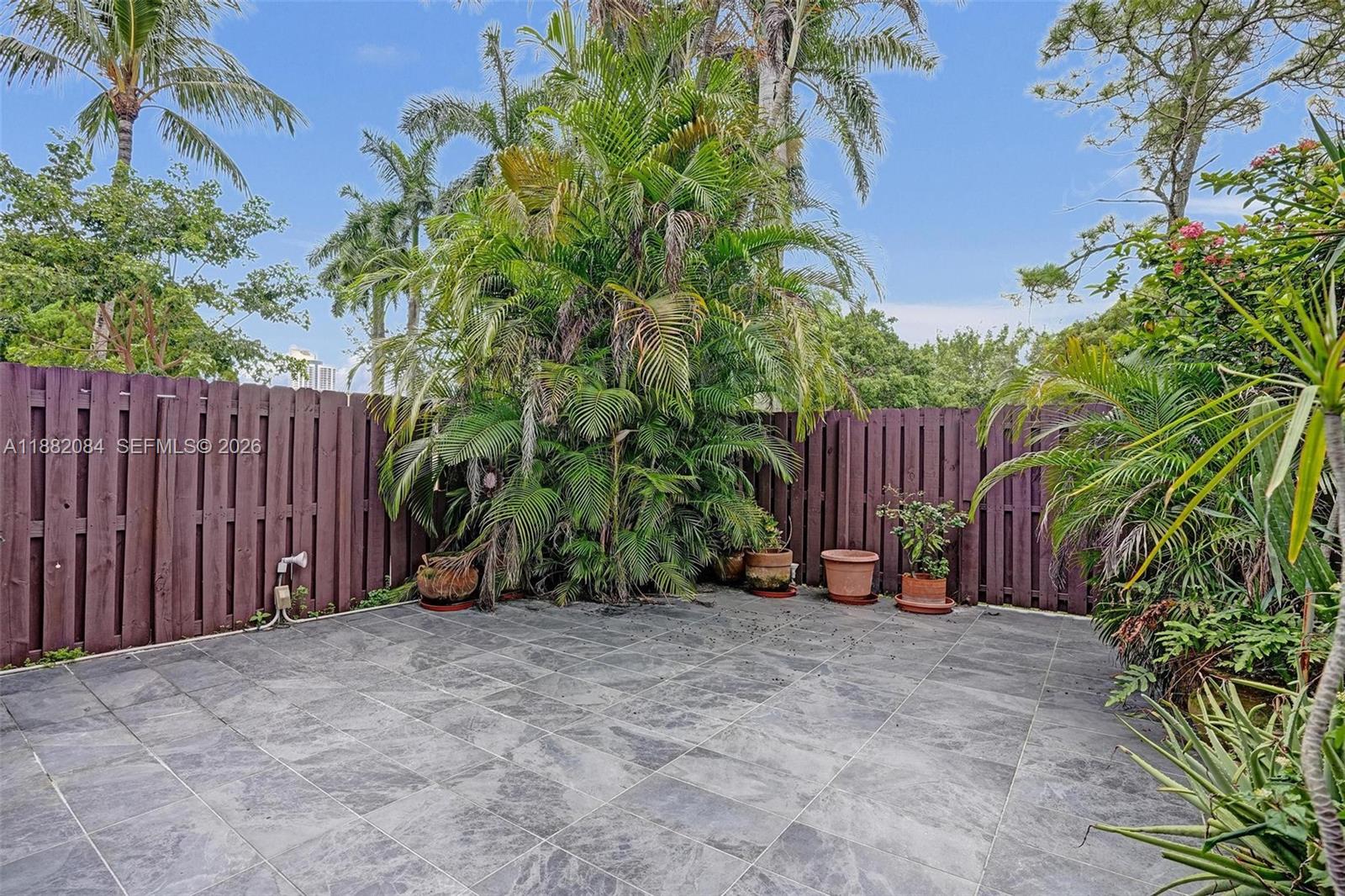 VENETIAN PARK IV CONDO - Residential