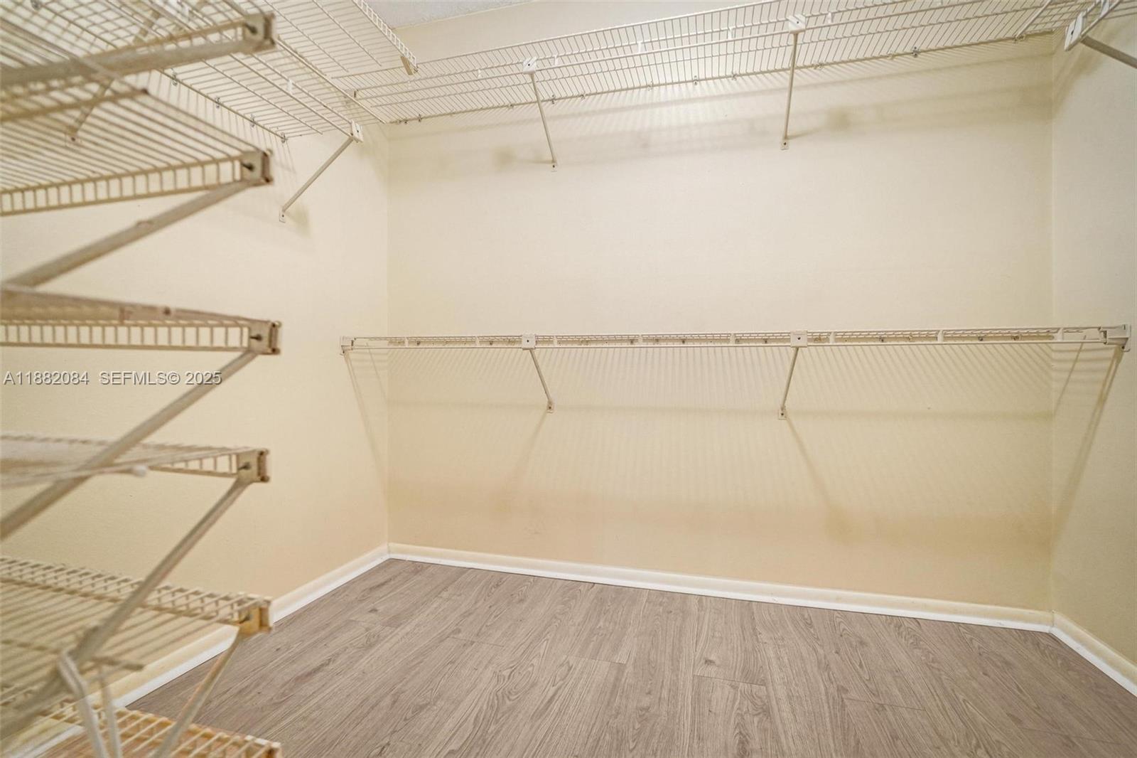 VENETIAN PARK IV CONDO - Residential