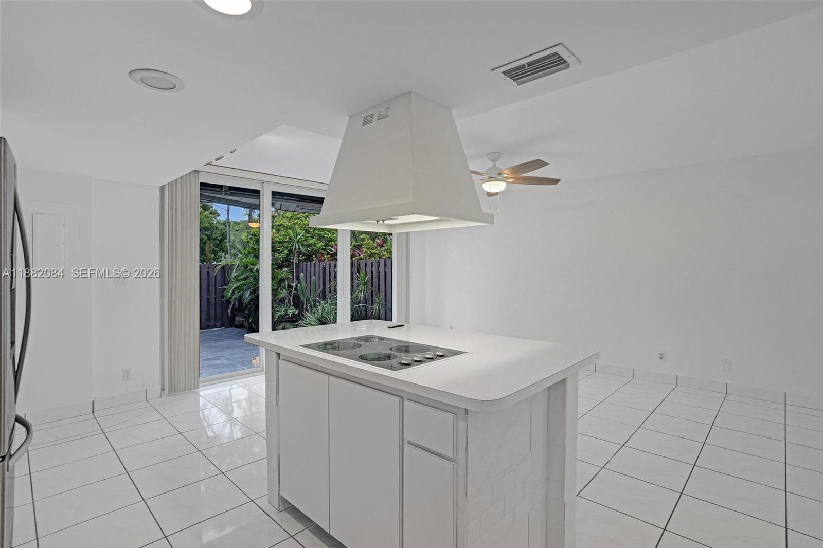 VENETIAN PARK IV CONDO - Residential