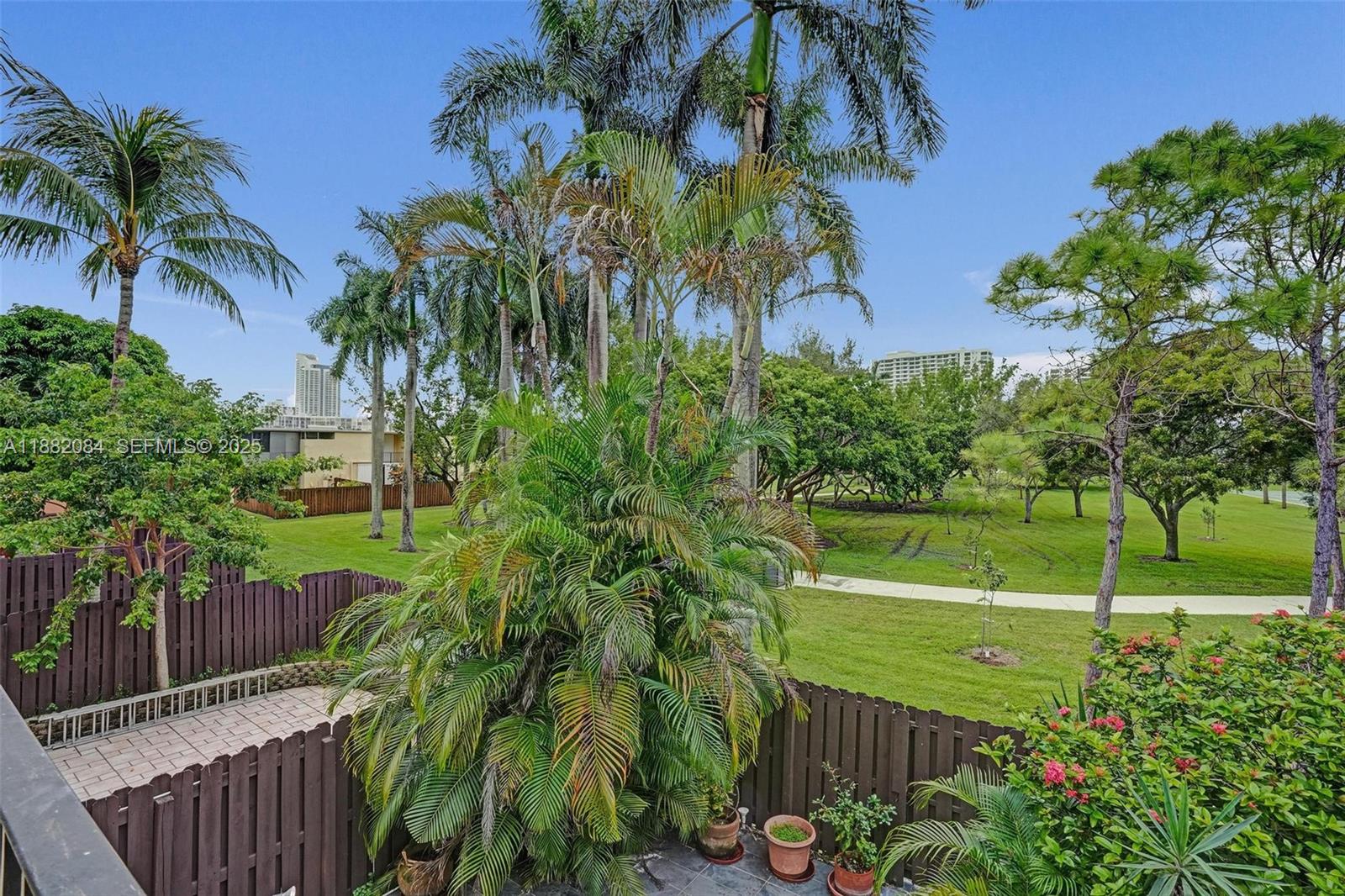 VENETIAN PARK IV CONDO - Residential