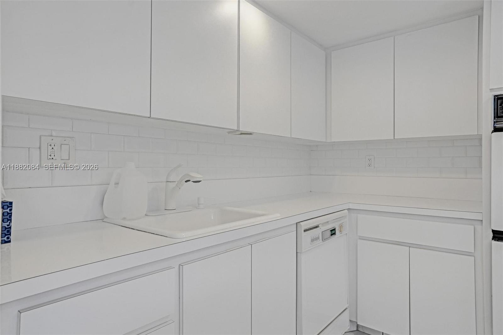 VENETIAN PARK IV CONDO - Residential