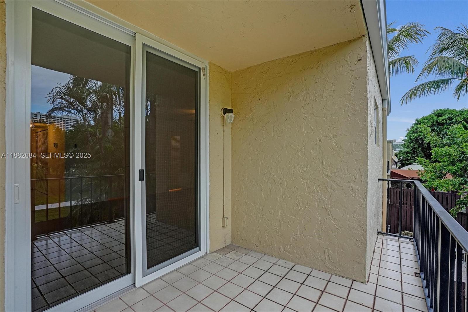 VENETIAN PARK IV CONDO - Residential