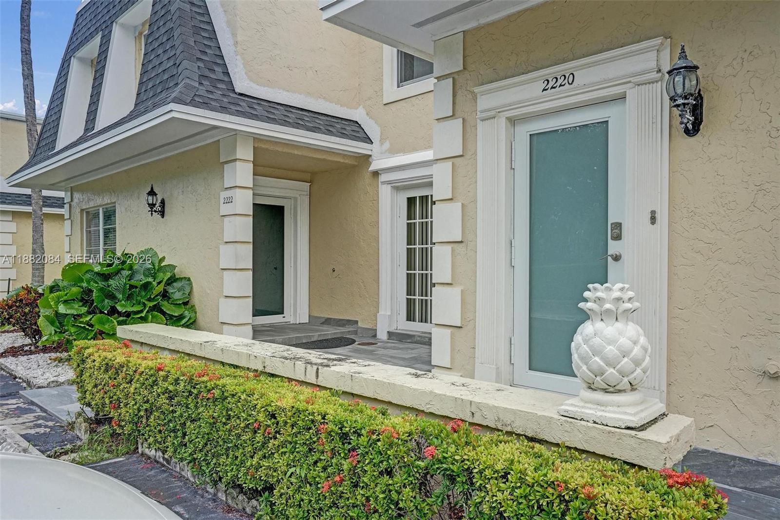 VENETIAN PARK IV CONDO - Residential