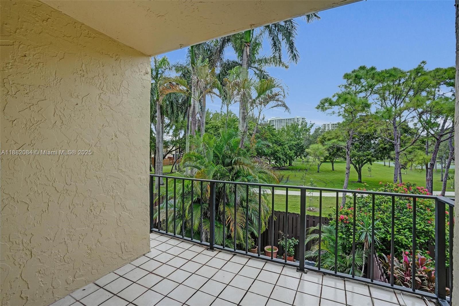 VENETIAN PARK IV CONDO - Residential