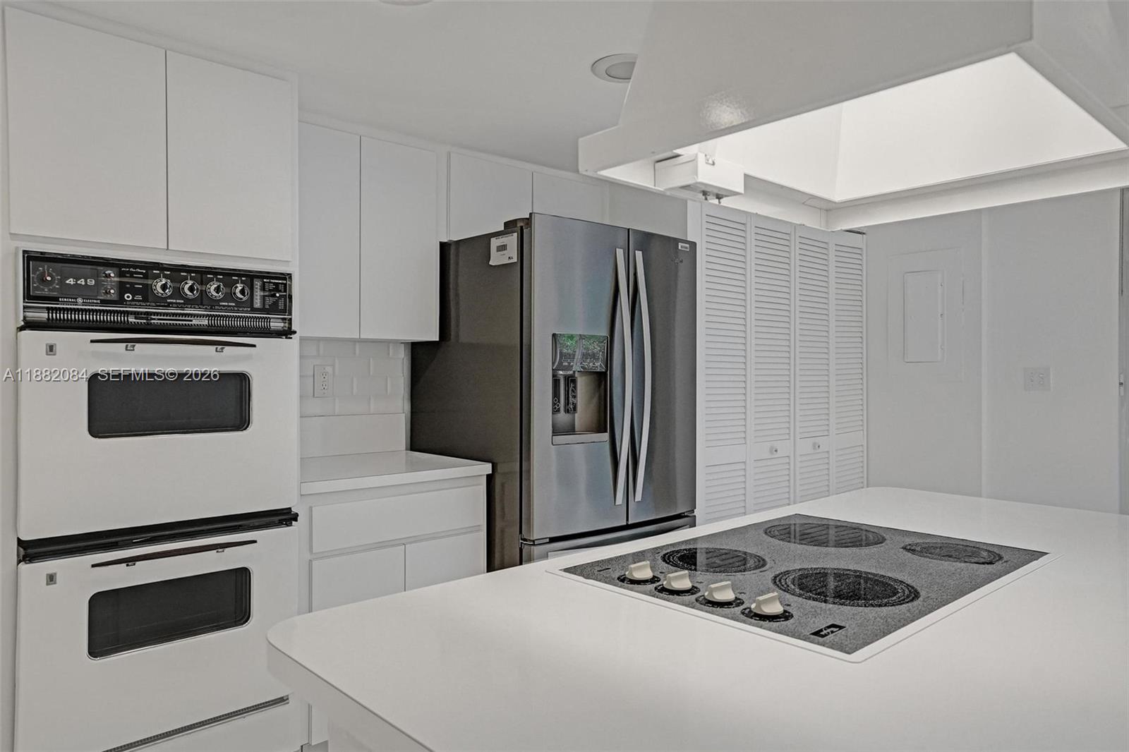 VENETIAN PARK IV CONDO - Residential