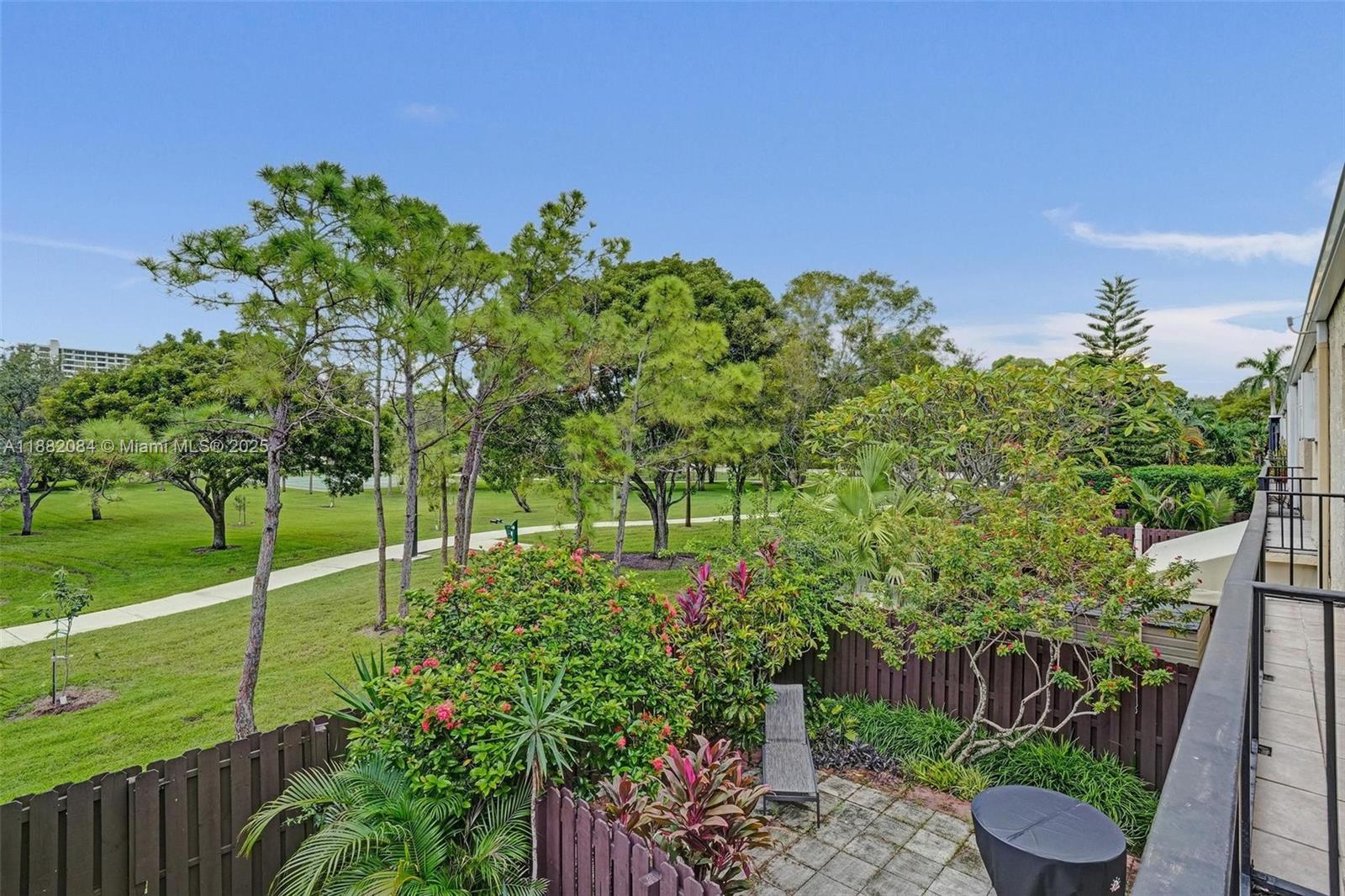 VENETIAN PARK IV CONDO - Residential