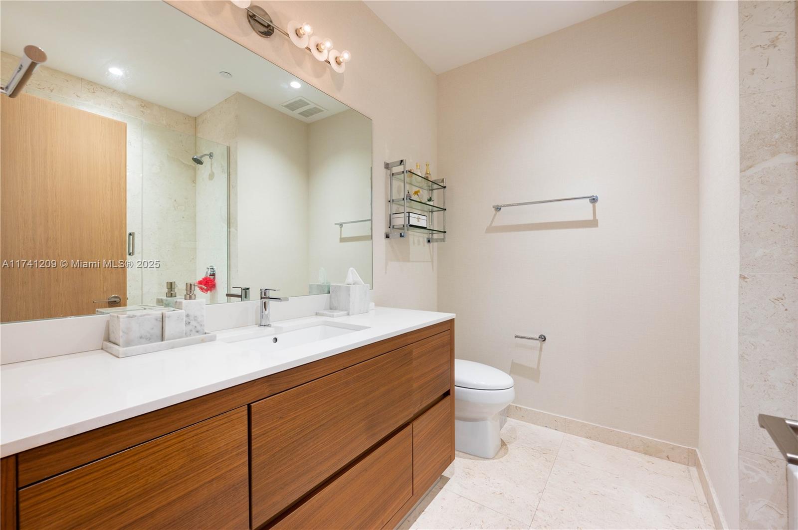 BRICKELLS FLAGLER - Residential