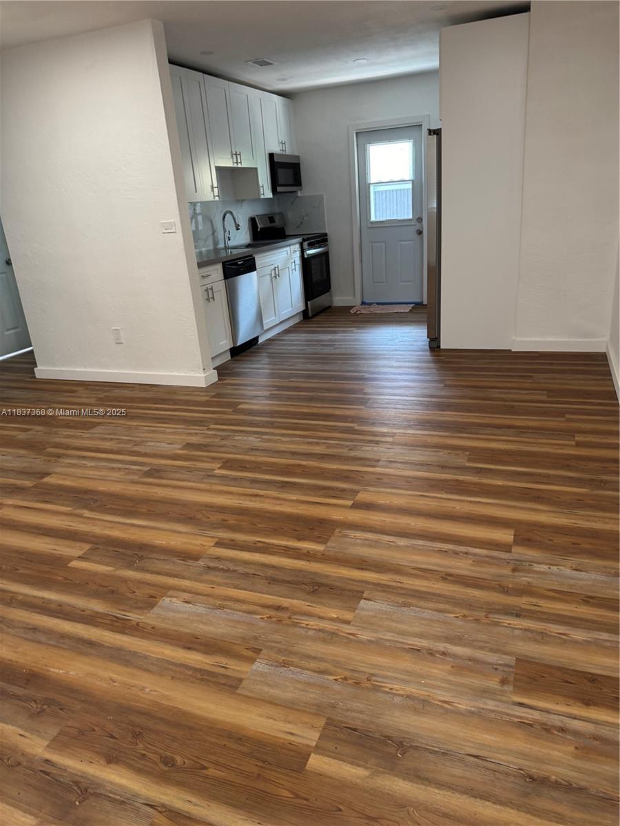 3610 SW 25th Ter 3612
