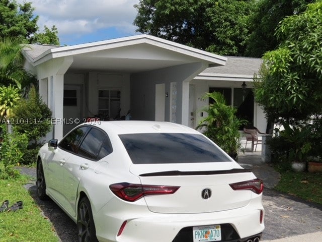 4871 NW 42nd Ct