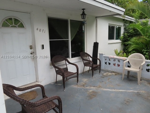 4871 NW 42nd Ct