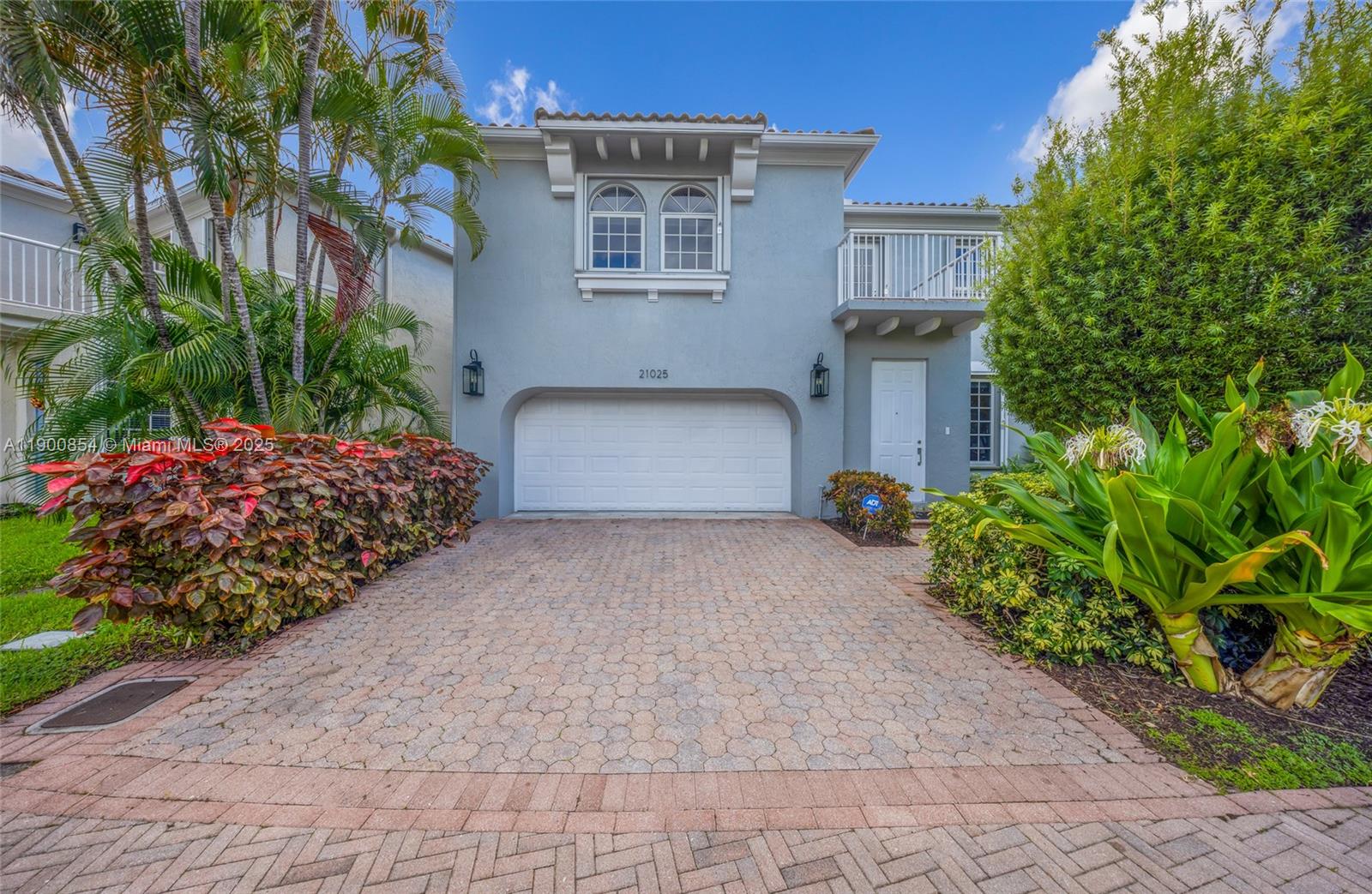 AVENTURA LAKES - PHASE II - Residential Lease