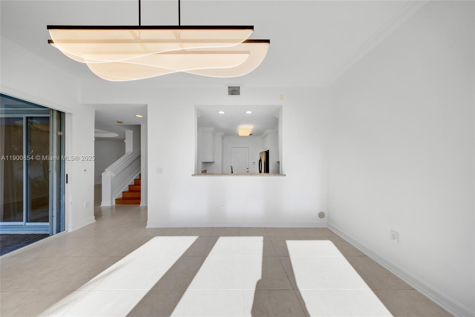 AVENTURA LAKES - PHASE II - Residential Lease