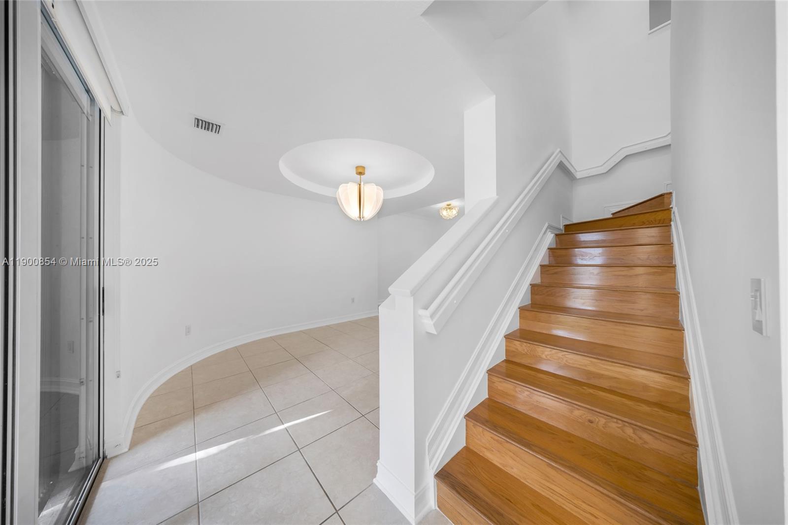 AVENTURA LAKES - PHASE II - Residential Lease