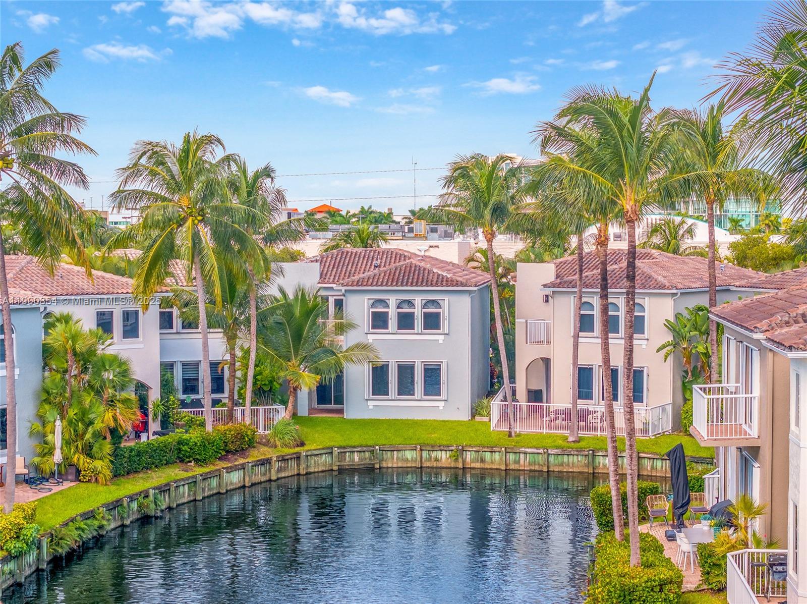 AVENTURA LAKES - PHASE II - Residential Lease