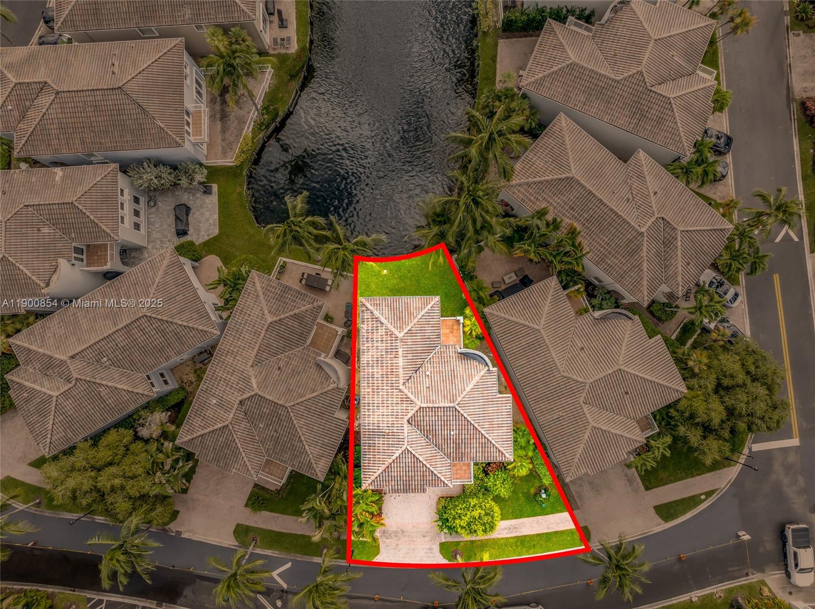 AVENTURA LAKES - PHASE II - Residential Lease