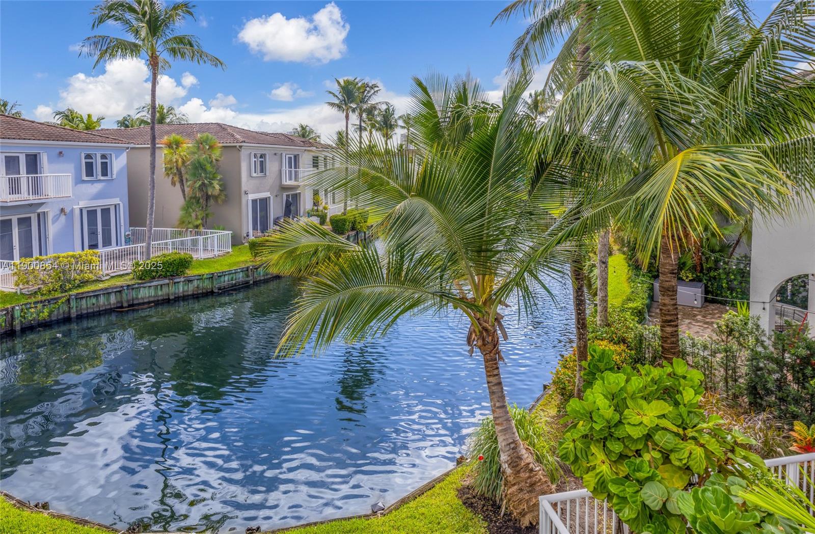 AVENTURA LAKES - PHASE II - Residential Lease