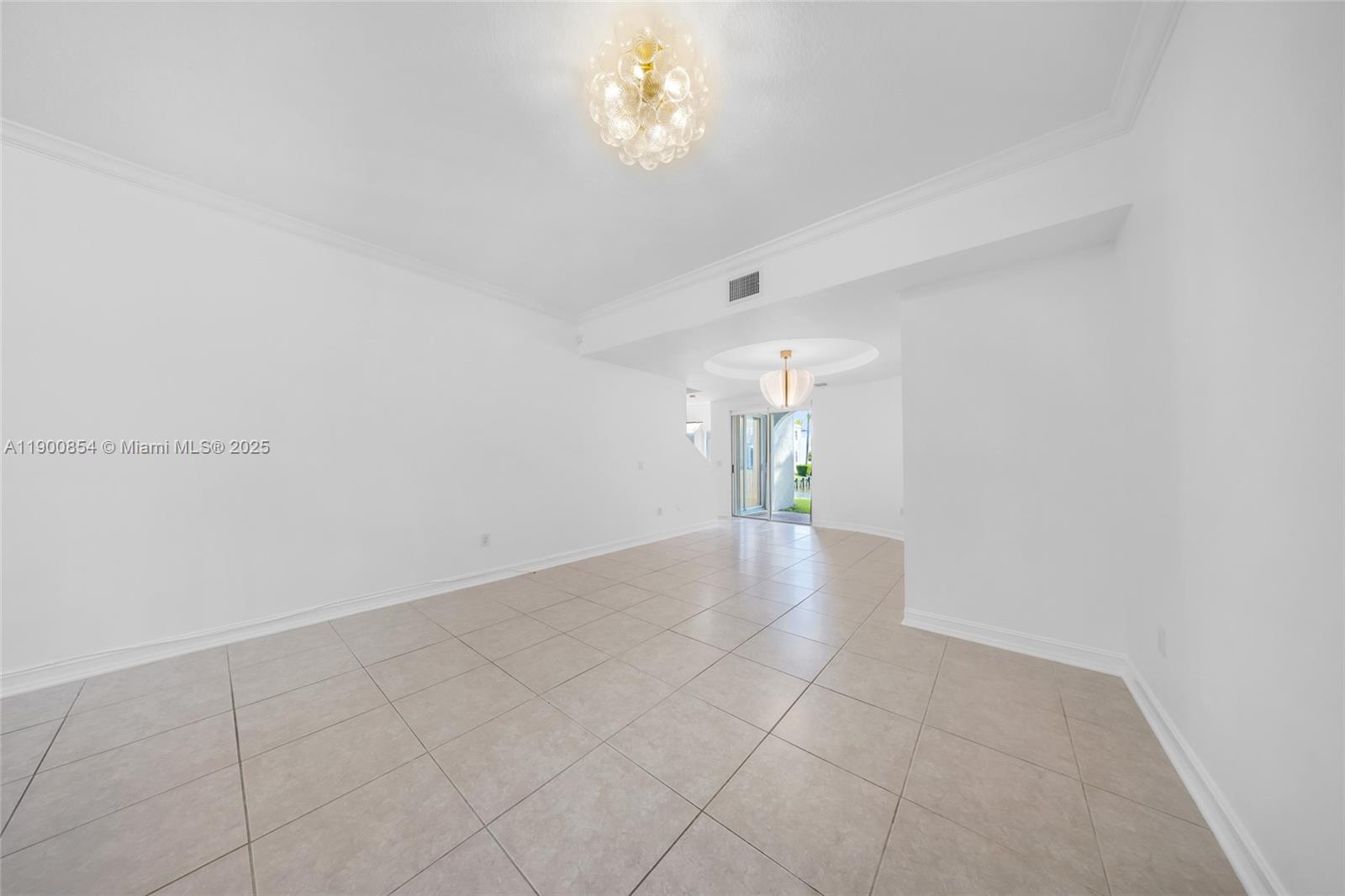 AVENTURA LAKES - PHASE II - Residential Lease