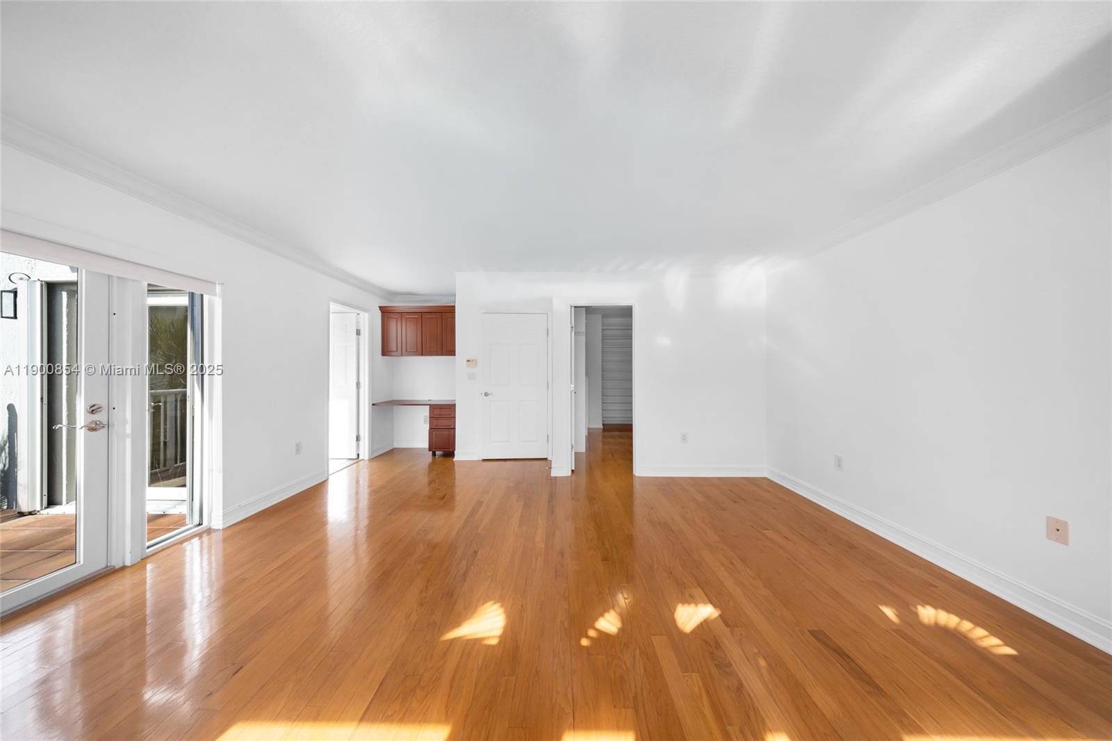 AVENTURA LAKES - PHASE II - Residential Lease