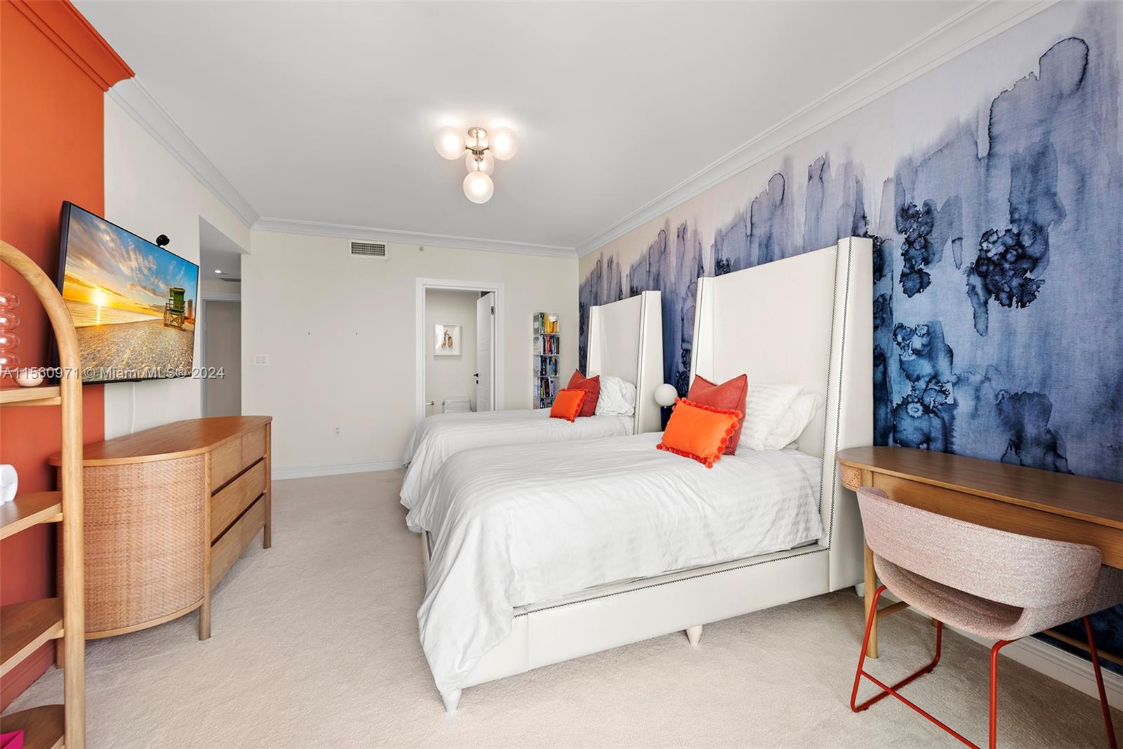 THE PENINSULA CONDO - Residential